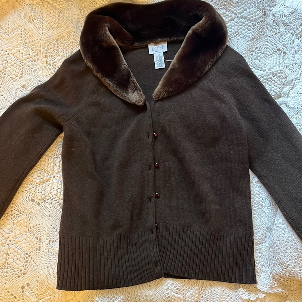 Loft sweater buttoned cardigan with fuzzy neck detail